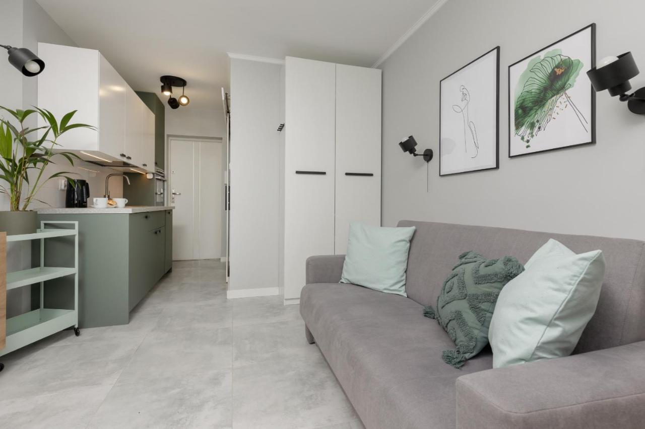 Apartment Cozy & Stylish Studio Ochota 1,5 Km To Zlote Tarasy By Renters Warschau